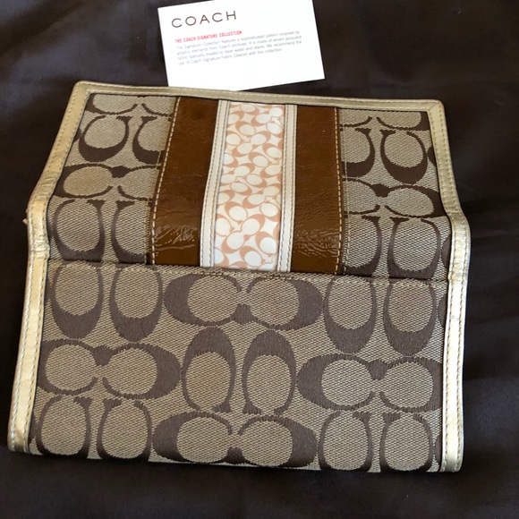 Coach Wallet - Picture 6 of 8